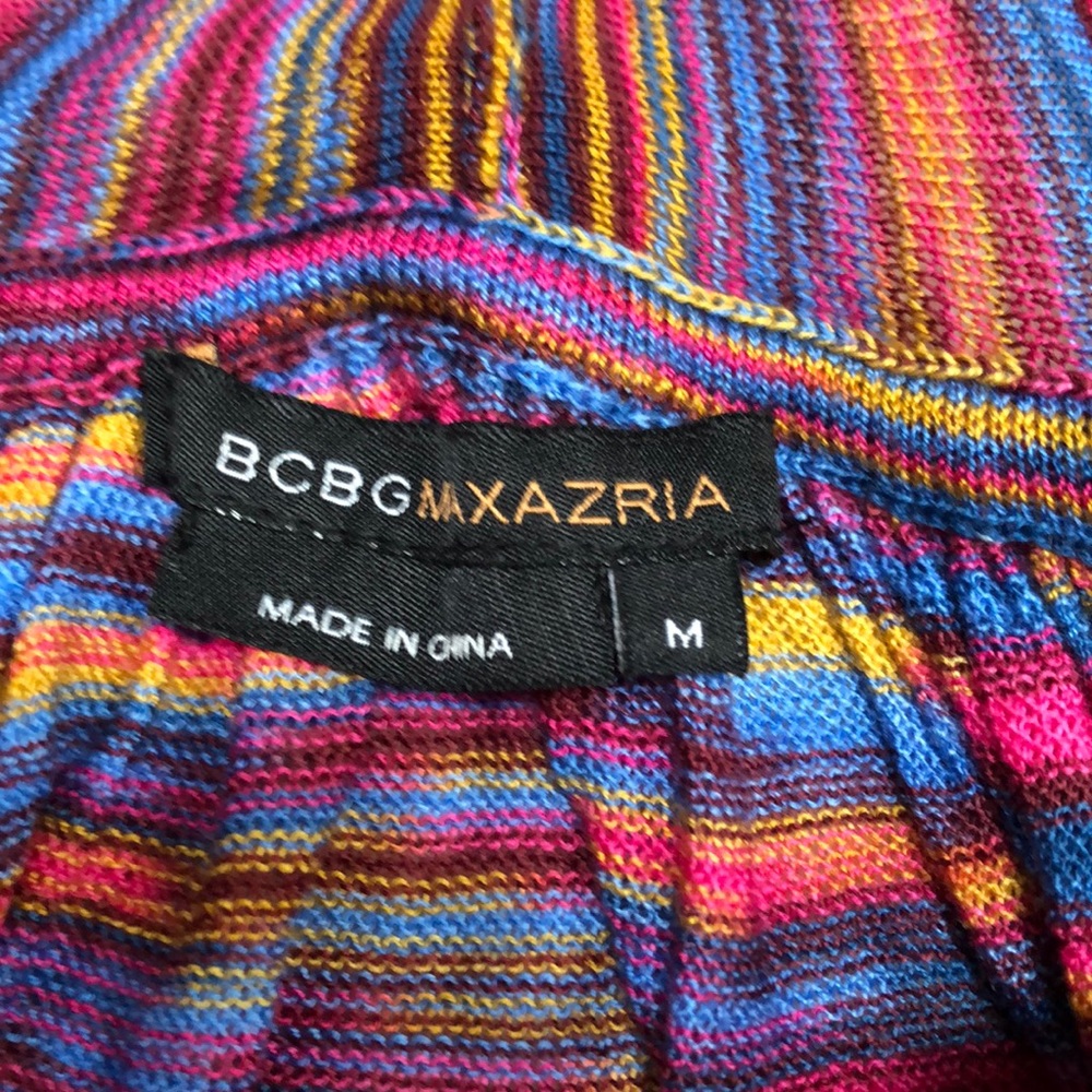 BCBG light knit butterfly top - Picture 4 of 4